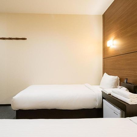 Oyo Hotel Plaza In Namba Minami Osaka Exterior photo